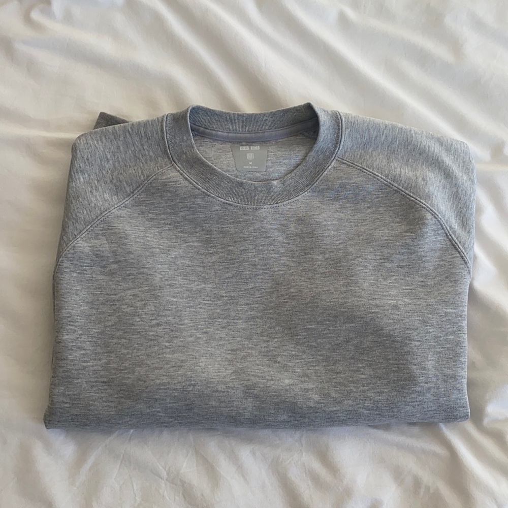 Uniqlo Gray Sweater